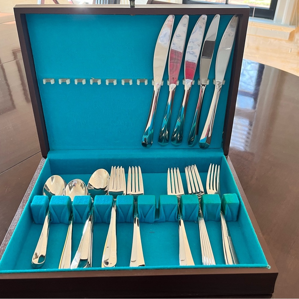 Tiffany Blue Fabric Lined Silverware  Box  for all your finest silverware